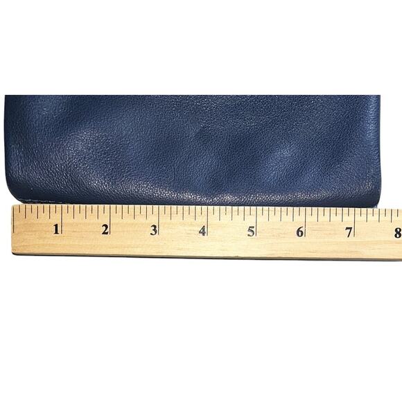 Michael Kors Fulton Cadet Blue Leather Crossbody Bag Authenticated - Picture 12 of 15